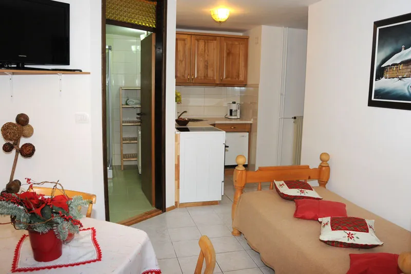 Apartma 1: kuhinja in jedilni prostor